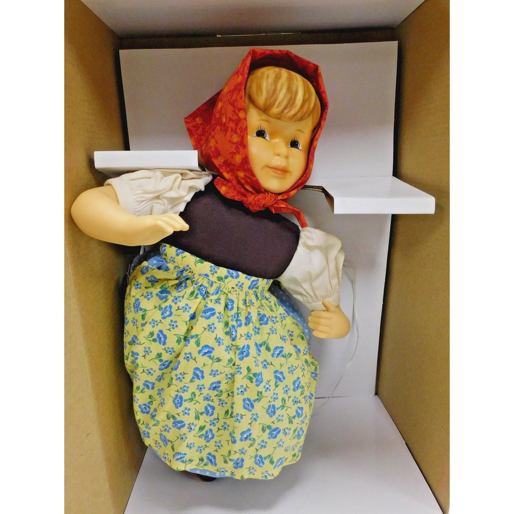 Vintage Goebel Apple Tree Girl Doll In Box EJ229